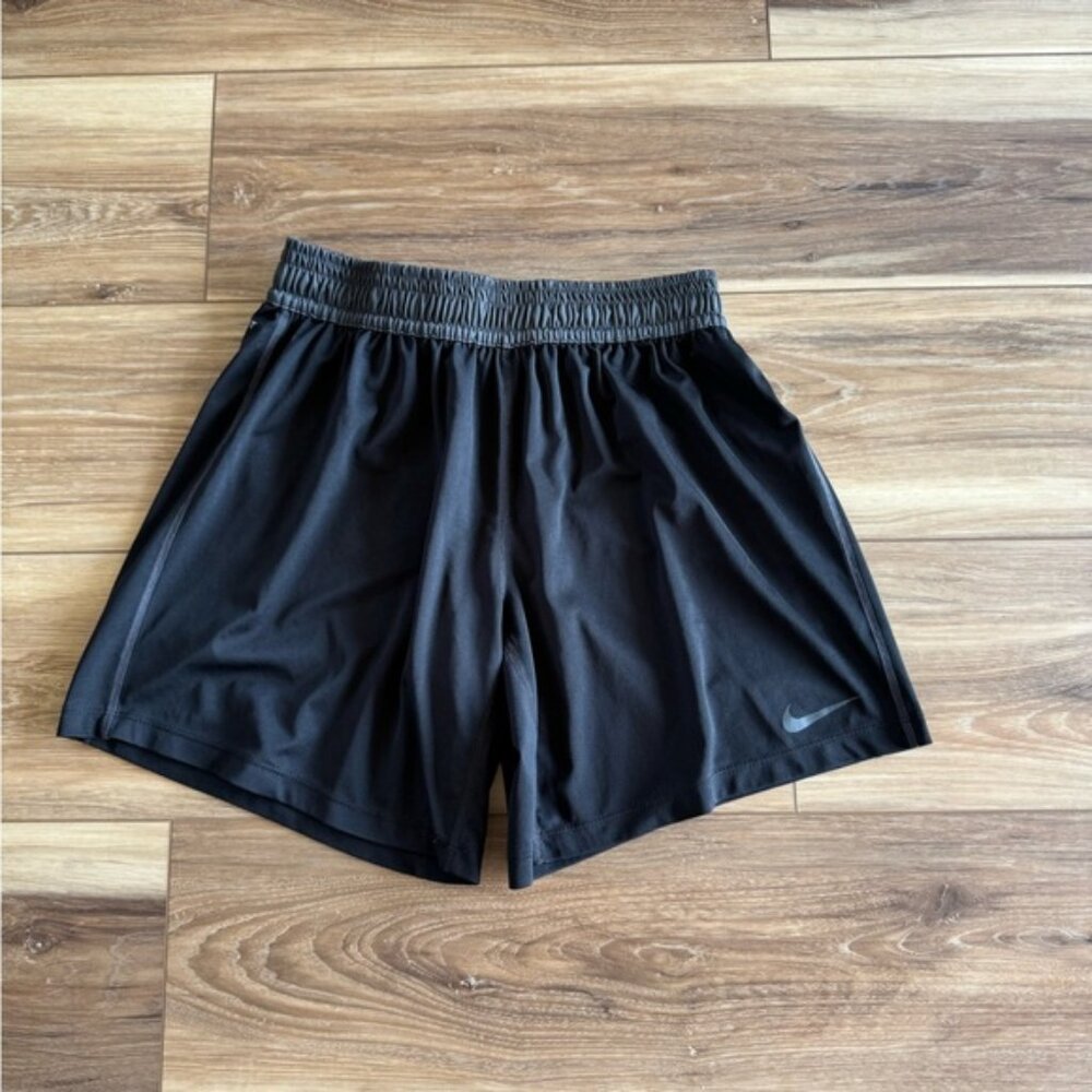 Nike Dri-Fit Women’s Shorts size Small